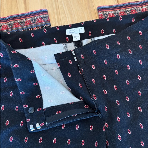 J. Jill Stretch Tribal Border Print Ankle Pants Women’s Size 10 - Picture 6 of 10